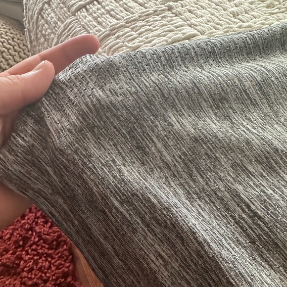 Men’s Large Lululemon Long Sleeve Shirt - Picture 7 of 8